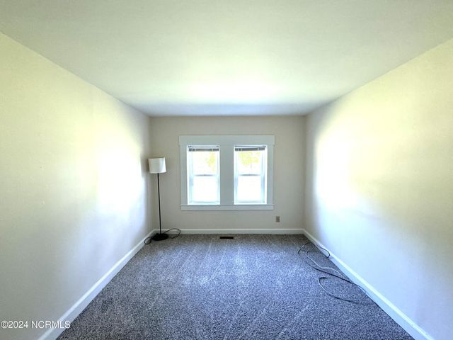 2274 Dawson Cabin Road, Jacksonville, NC 28540