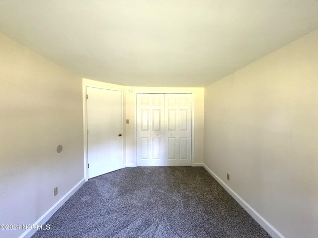 2274 Dawson Cabin Road, Jacksonville, NC 28540