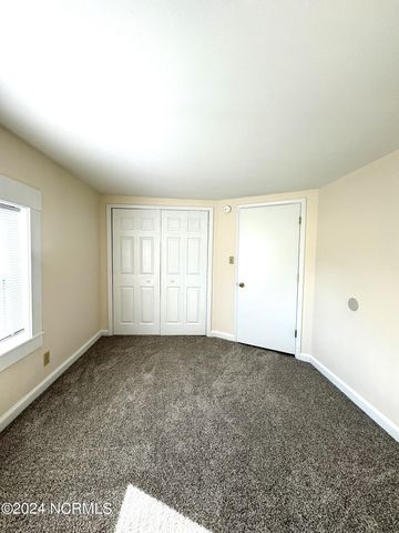 2274 Dawson Cabin Road, Jacksonville, NC 28540