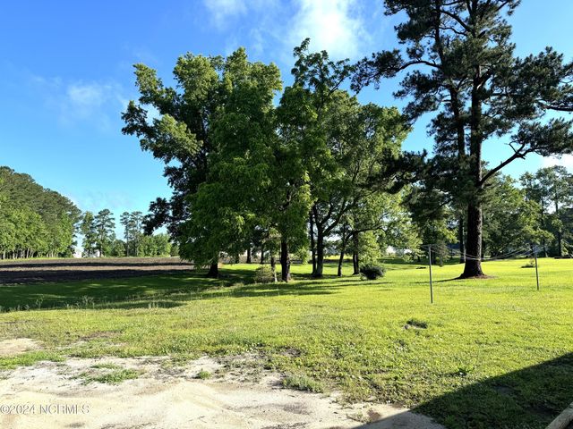 2274 Dawson Cabin Road, Jacksonville, NC 28540