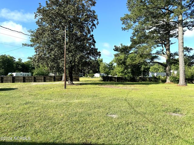 2274 Dawson Cabin Road, Jacksonville, NC 28540