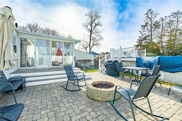 38 Bridgton Road, Cranston, RI 02910