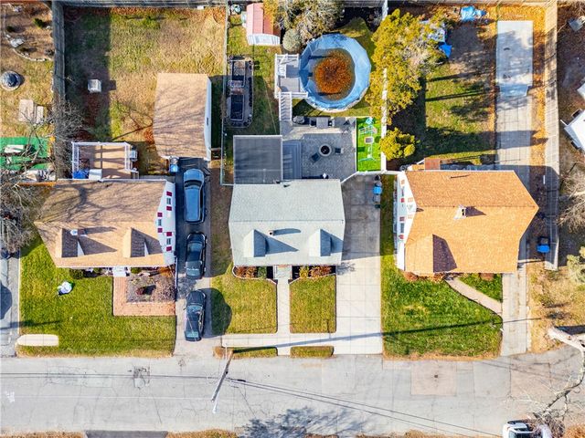 38 Bridgton Road, Cranston, RI 02910