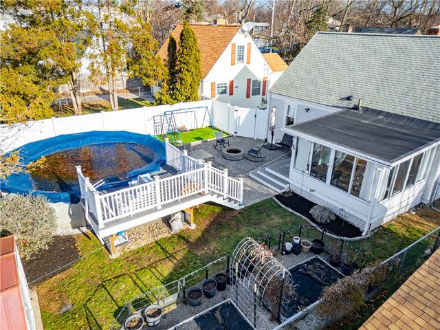 38 Bridgton Road, Cranston, RI 02910
