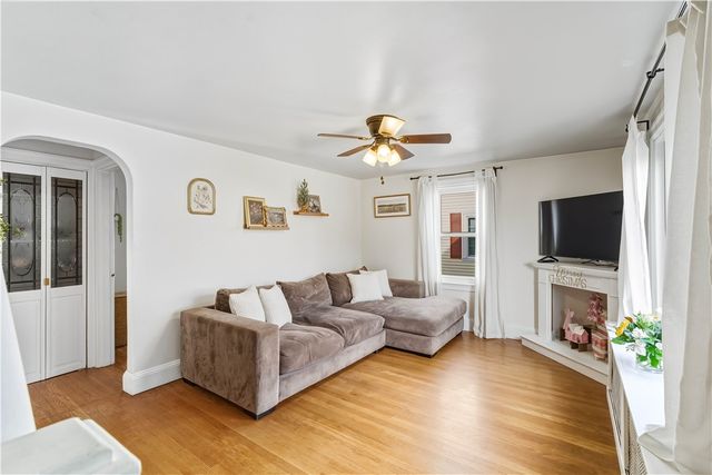 38 Bridgton Road, Cranston, RI 02910