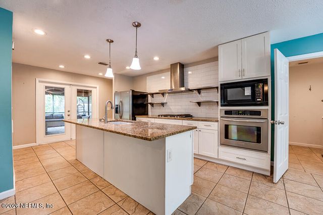 1725 ASHLAND Street, Jacksonville, FL 32207