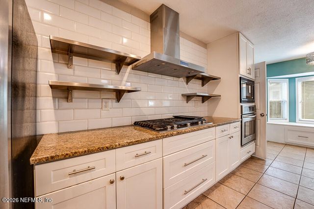 1725 ASHLAND Street, Jacksonville, FL 32207