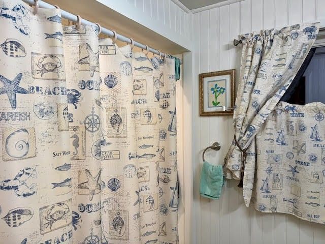 65 Glenn Rd, Findley Twp, PA 16127