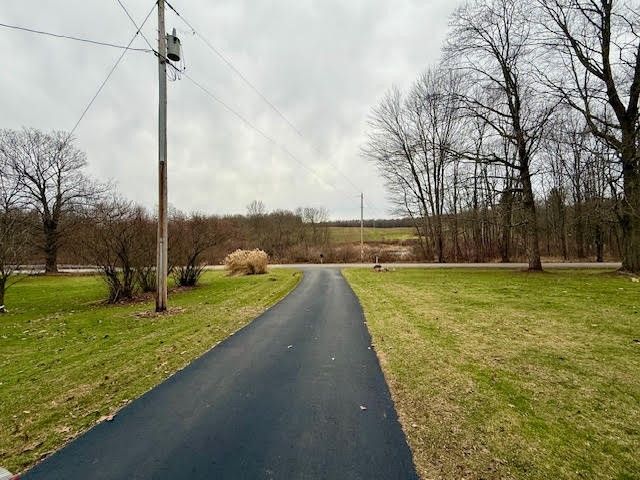 65 Glenn Rd, Findley Twp, PA 16127