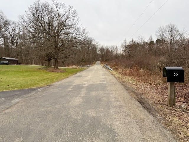 65 Glenn Rd, Findley Twp, PA 16127