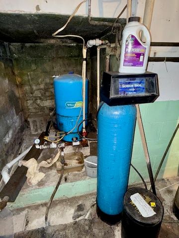 65 Glenn Rd, Findley Twp, PA 16127