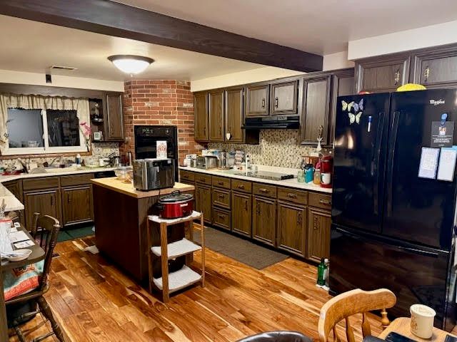 65 Glenn Rd, Findley Twp, PA 16127