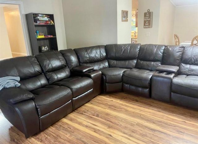 8809 TREASURE ISLAND ROAD, Leesburg, FL 34788