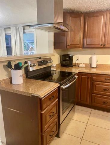 8809 TREASURE ISLAND ROAD, Leesburg, FL 34788