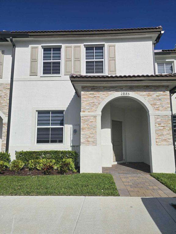 2885 SE 25th Road, Homestead, FL 33129