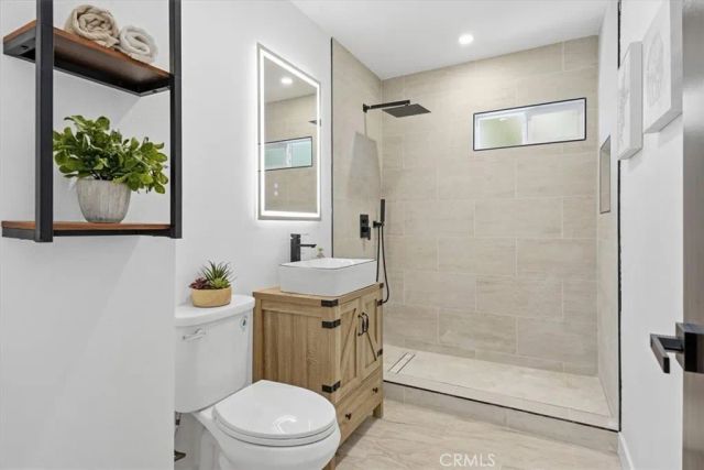 31750 Florida, Redlands, CA 92373