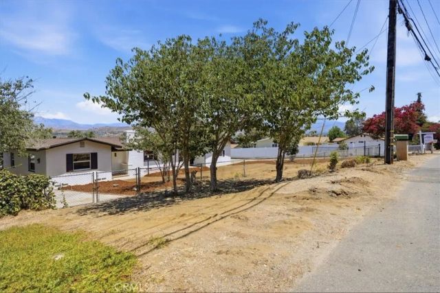 31750 Florida, Redlands, CA 92373