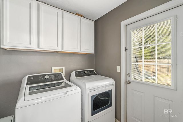 28044 Landmark Avenue, Loxley, AL 36551