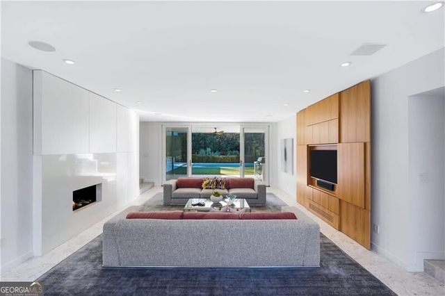 1834 Wildwood Place NE, Atlanta, GA 30324