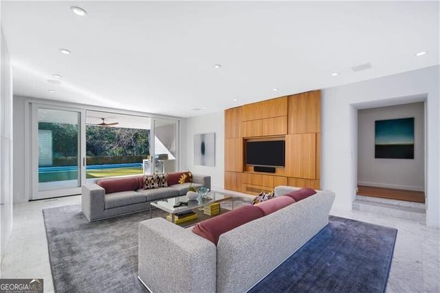 1834 Wildwood Place NE, Atlanta, GA 30324