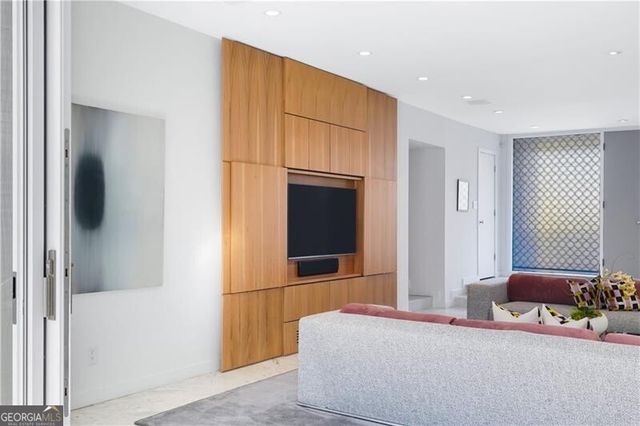 1834 Wildwood Place NE, Atlanta, GA 30324