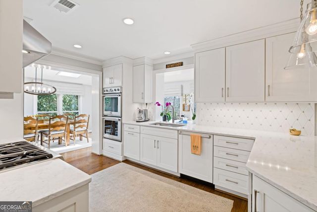 594 Hilltop Lane, Berkeley Lake, GA 30096