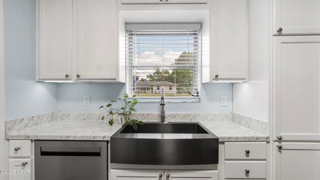 2094 Morven Street, Chipley, FL 32428