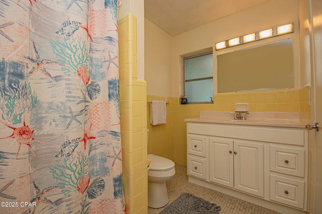 2094 Morven Street, Chipley, FL 32428