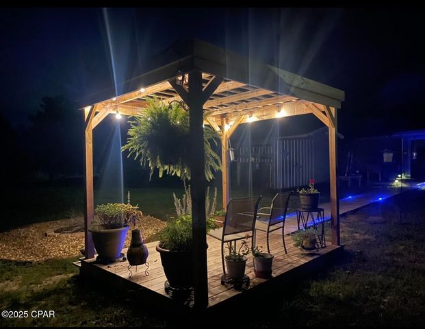 2094 Morven Street, Chipley, FL 32428