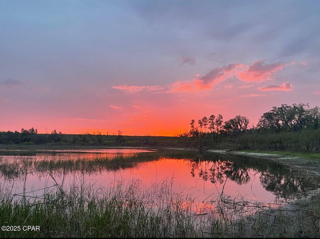 2094 Morven Street, Chipley, FL 32428