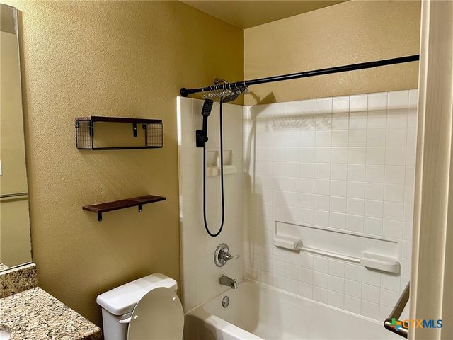 1400 Clyde Street B, San Marcos, TX 78666