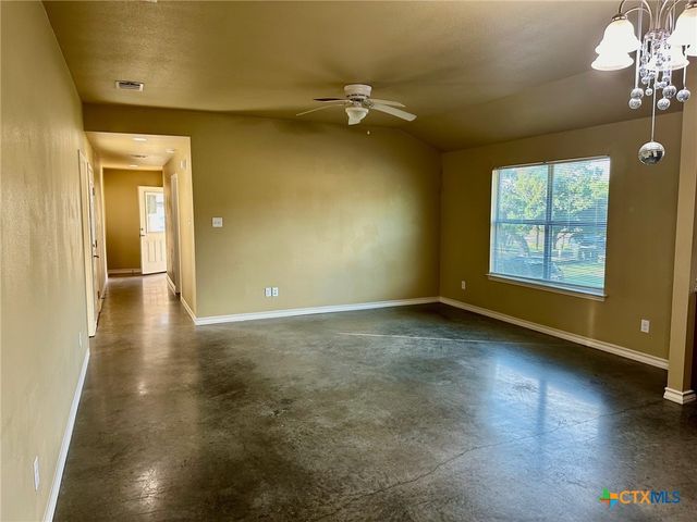 1400 Clyde Street B, San Marcos, TX 78666