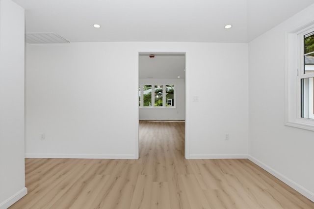 33 Cheryl Ln, Holliston, MA 01746