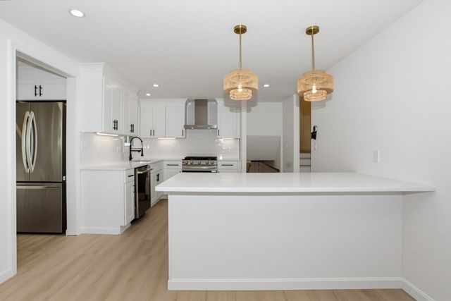 33 Cheryl Ln, Holliston, MA 01746
