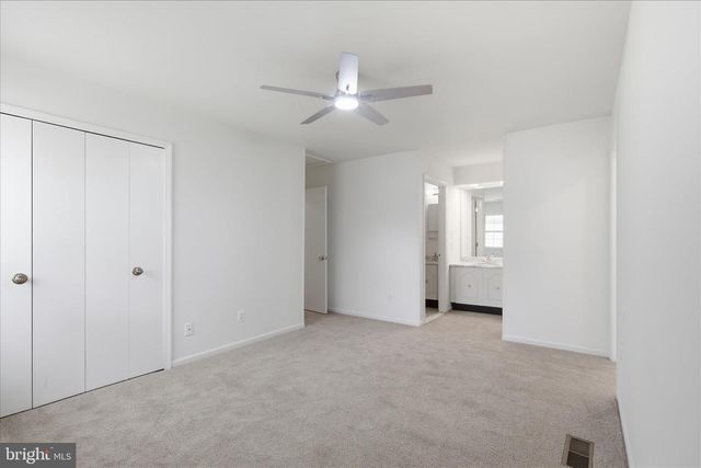 2122 STATUTE LN, Vienna, VA 22181