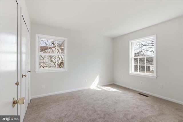 2122 STATUTE LN, Vienna, VA 22181