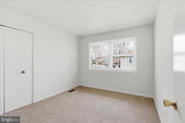 2122 STATUTE LN, Vienna, VA 22181