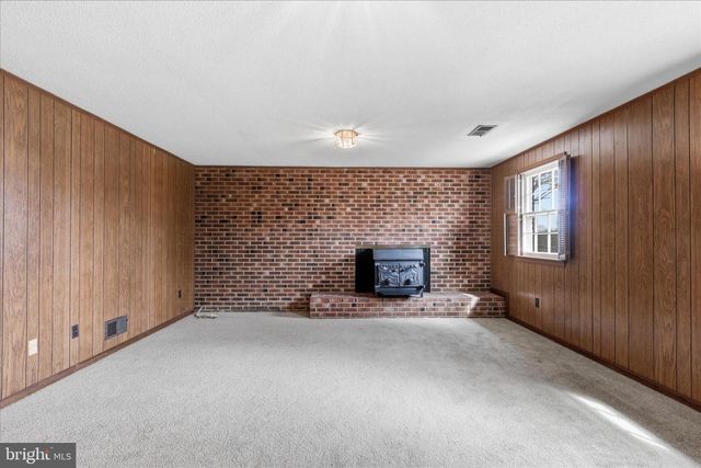 2122 STATUTE LN, Vienna, VA 22181