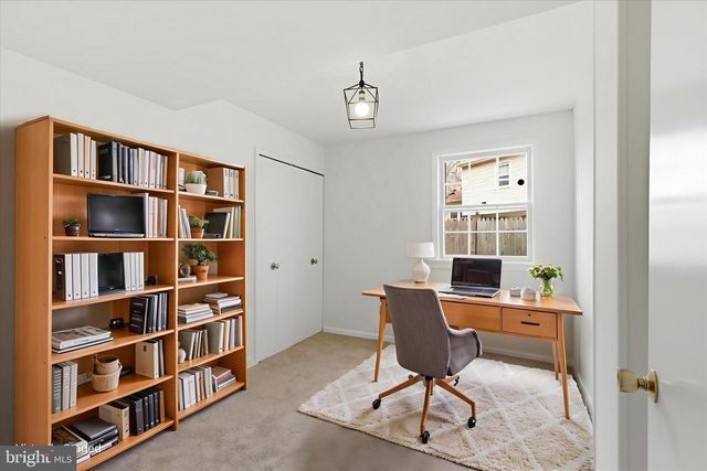 2122 STATUTE LN, Vienna, VA 22181