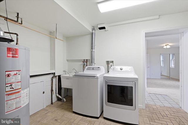 2122 STATUTE LN, Vienna, VA 22181