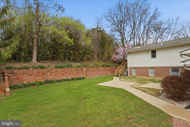 2122 STATUTE LN, Vienna, VA 22181