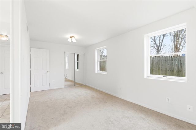 2122 STATUTE LN, Vienna, VA 22181