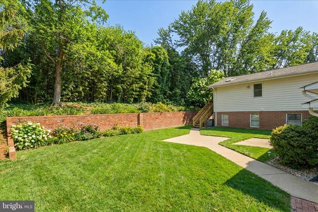 2122 STATUTE LN, Vienna, VA 22181