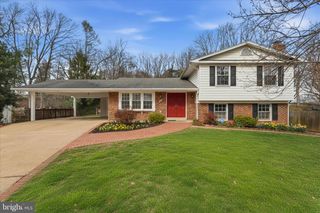 2122 STATUTE LN, Vienna, VA 22181
