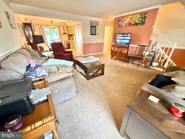 42-4 CARRIAGE STOP PL, Florence, NJ 08518