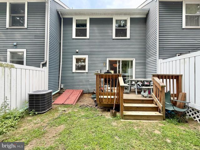 42-4 CARRIAGE STOP PL, Florence, NJ 08518
