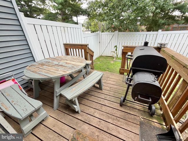 42-4 CARRIAGE STOP PL, Florence, NJ 08518