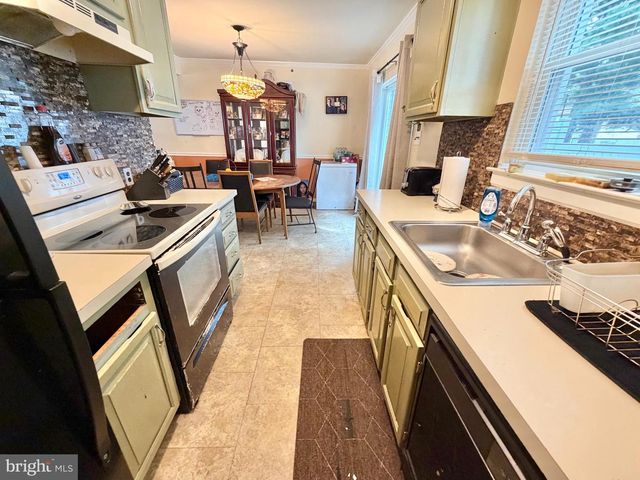 42-4 CARRIAGE STOP PL, Florence, NJ 08518