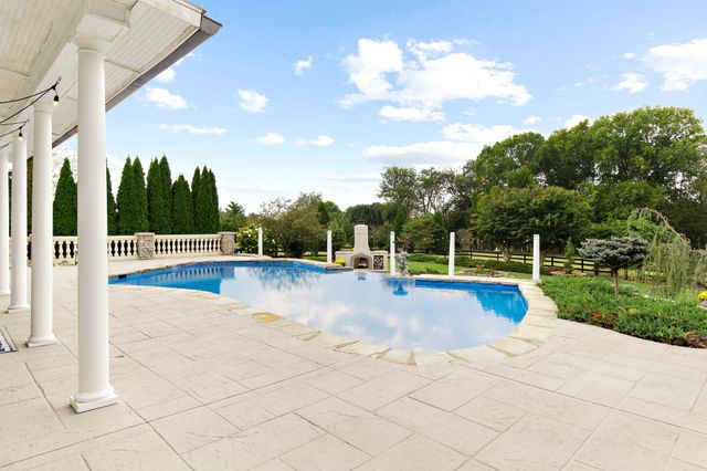 1598 Palmer Rd, Lebanon, TN 37090