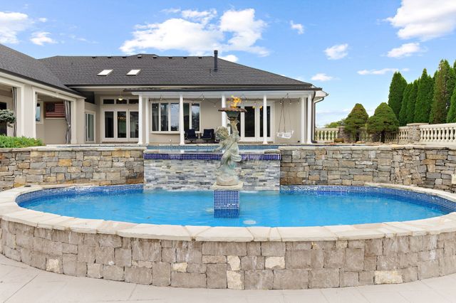 1598 Palmer Rd, Lebanon, TN 37090